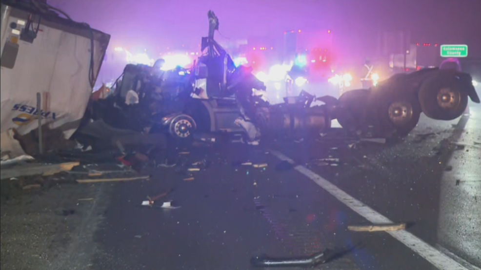 Fatal semi truck crash closes section of I-94 in Battle Creek - WWMT-TV