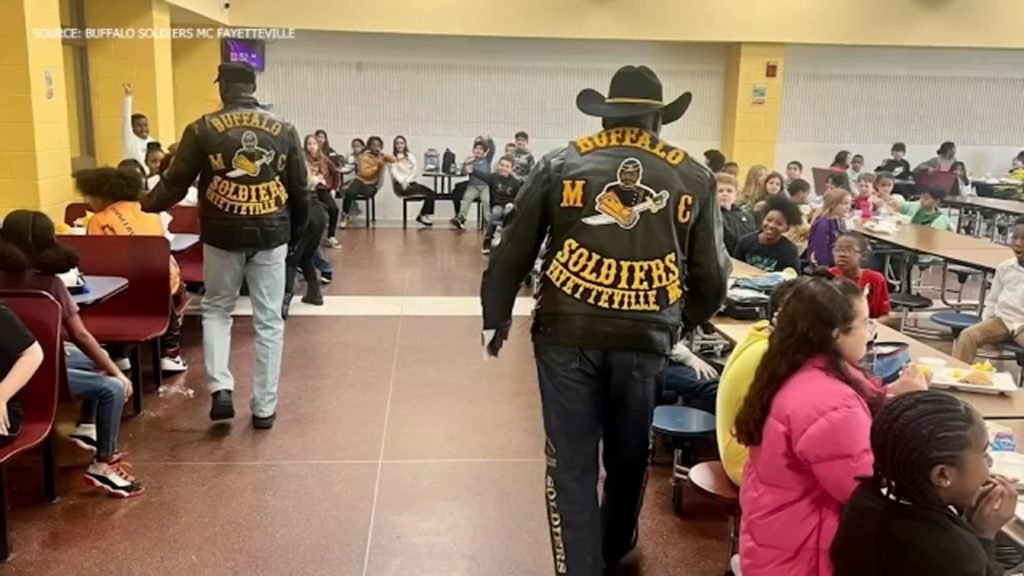 BHM: Buffalo Soldiers NC | Veterans on motorcycles honor America's Buffalo Soldiers' history in Fayetteville, Sandhills - WTVD-TV