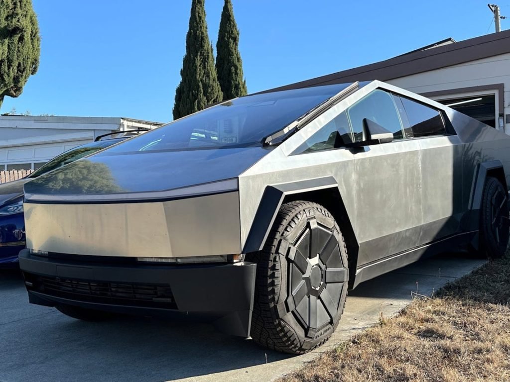 Cybertruck engineer addresses claims the Tesla EVs rust in rain - Business Insider