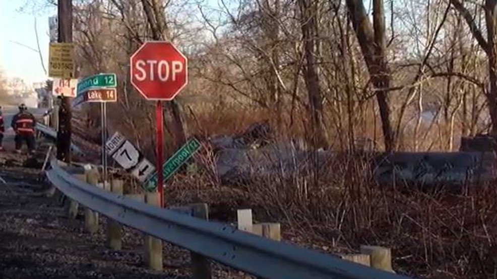 Ohio State Highway Patrol: Truck driver dies in Empire rollover crash - WTOV Steubenville