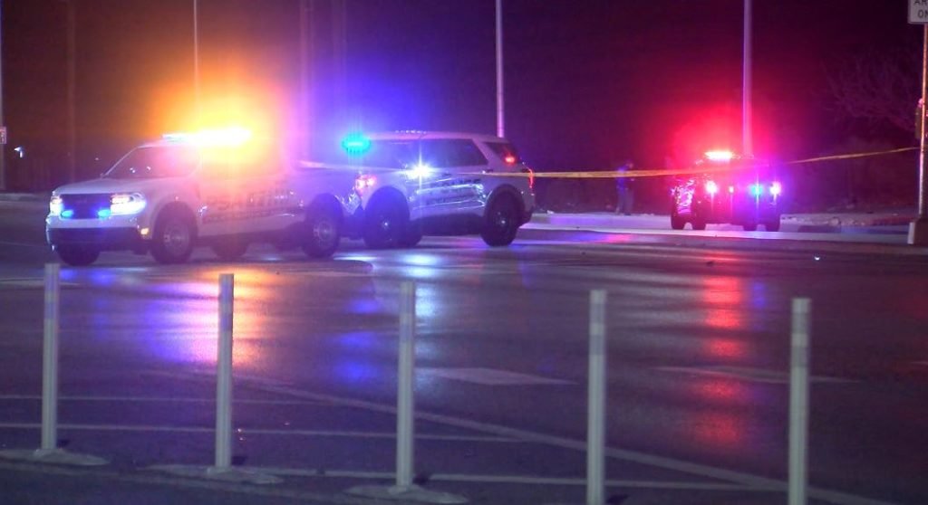 Pedestrian, motorcycle driver die in northwest Albuquerque crash, police say - KRQE News 13