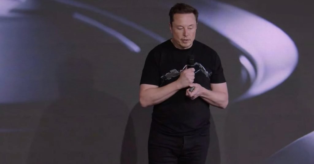 Elon Musk claims fatal crash was not on 'Full Self-Driving Beta' after Tesla said the logs were lost - Electrek
