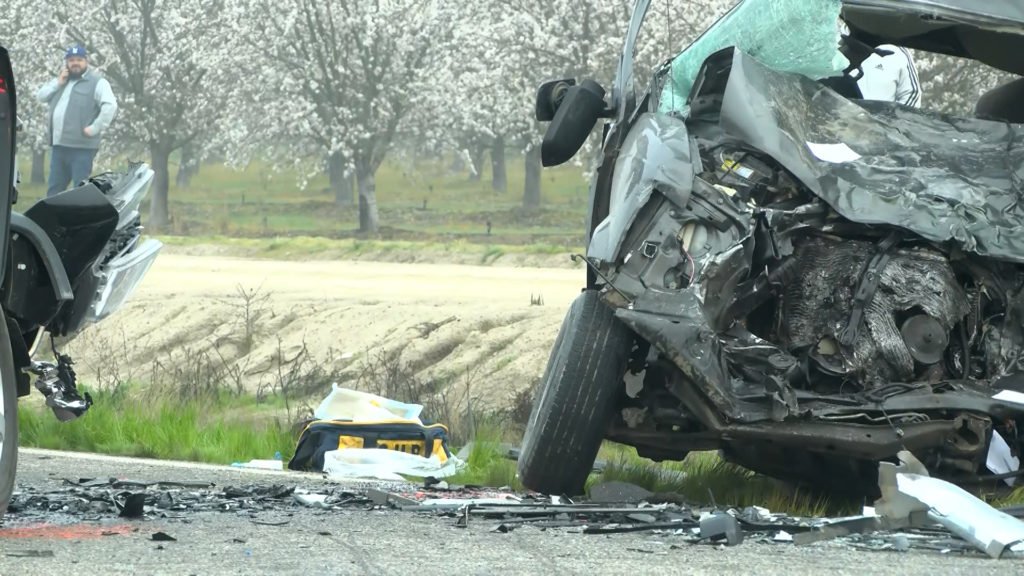 8 people killed in head-on crash in Madera County, CHP says - YourCentralValley.com