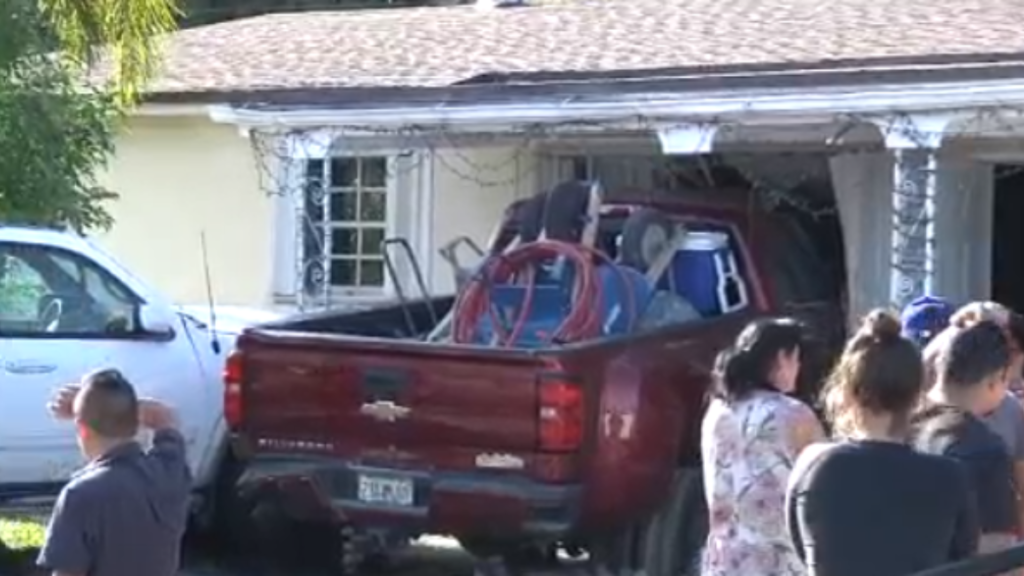 Pickup truck driver slams through Deerfield Beach home, arrested on DUI-related charges - NBC 6 South Florida