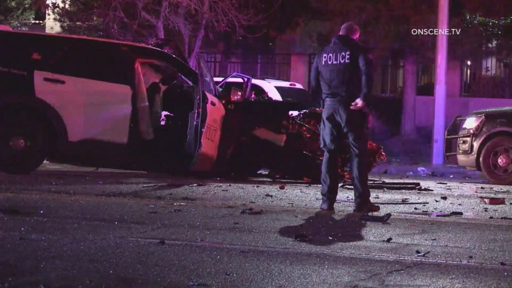 2 dead, police officers seriously injured in pursuit crash in Fontana - KTLA Los Angeles