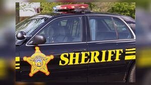 Truck goes into field, hits Darke County house - Yahoo! Voices