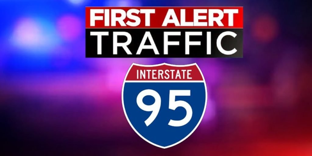 Box truck rollover crash closes lane on I-95 in Stonington - Eyewitness News 3