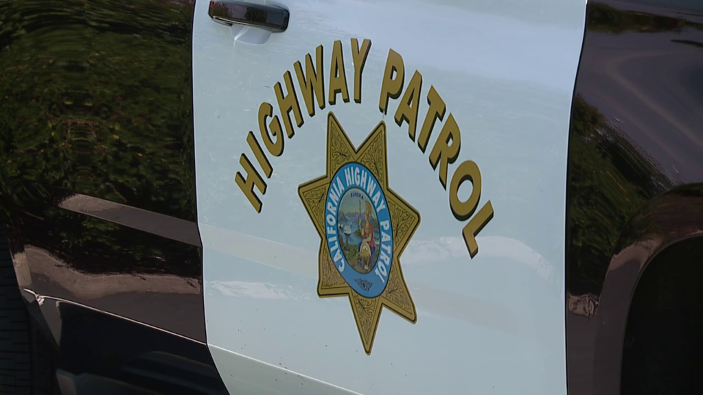 Two killed in crash involving three vehicles on I-15 - FOX 5 San Diego