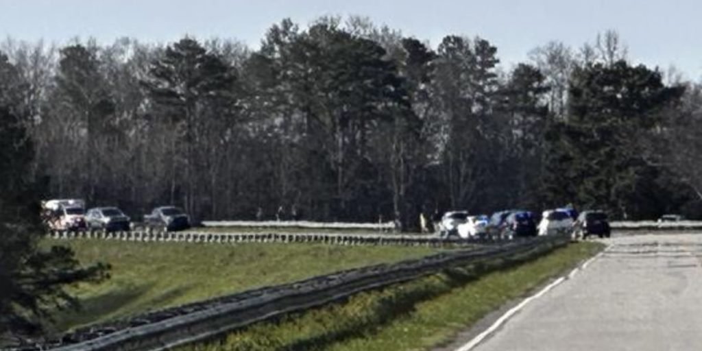 LIVE: Coroner responding to deadly motorcycle crash in Anderson County - Fox Carolina