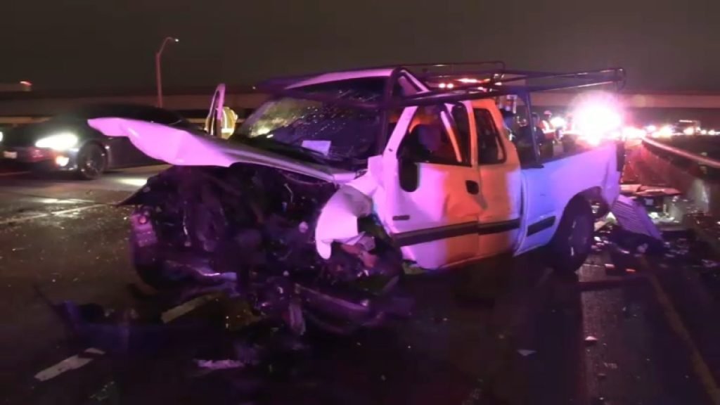 1 dead, 3 injured in wrong-way crash on westbound I-580 in Oakland - NBC Bay Area