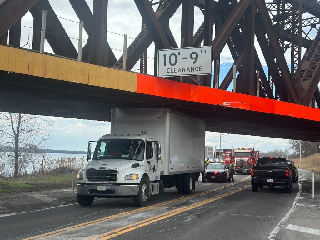 Truck hits Onondaga Lake Parkway railroad bridge, again - syracuse.com
