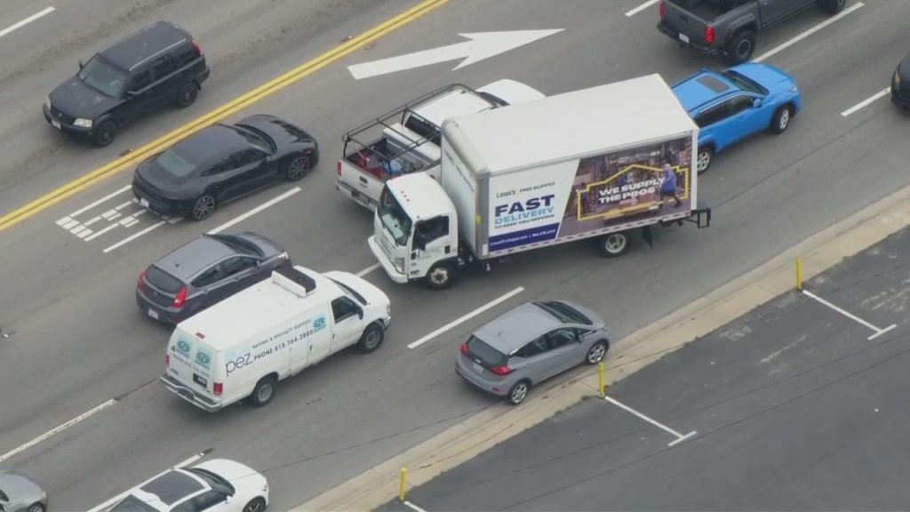 LIVE: Police pursuit of stolen box truck - FOX 11 Los Angeles