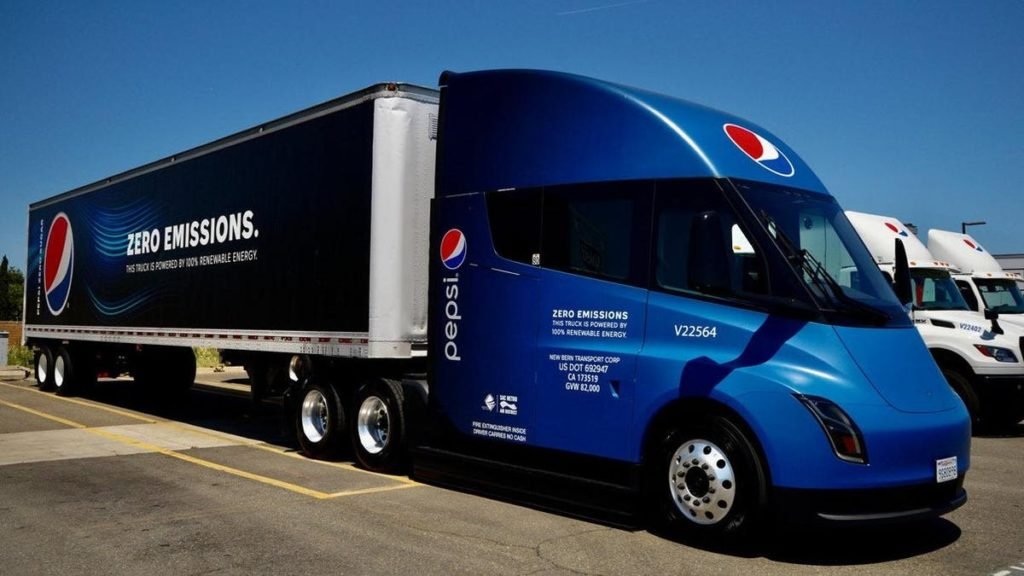 Pepsi Paid For 100 Tesla Semi Trucks In 2017, But Has Only Received 36 - Jalopnik