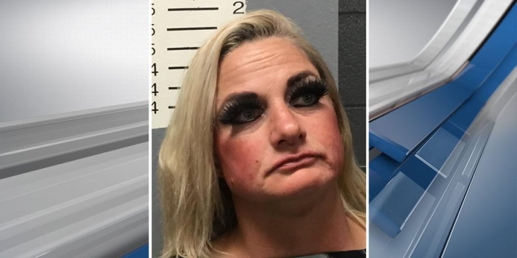 Durant woman charged for allegedly throwing object at truck on highway - KXII