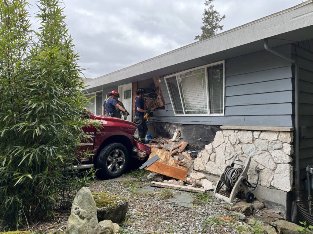 Man seriously injured after his truck rolled into Edmonds home | HeraldNet.com - The Daily Herald