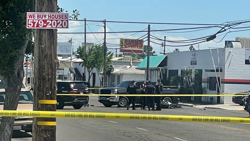 Motorcycle rider killed after crashing into truck on McKinley in Fresno - KMPH Fox 26