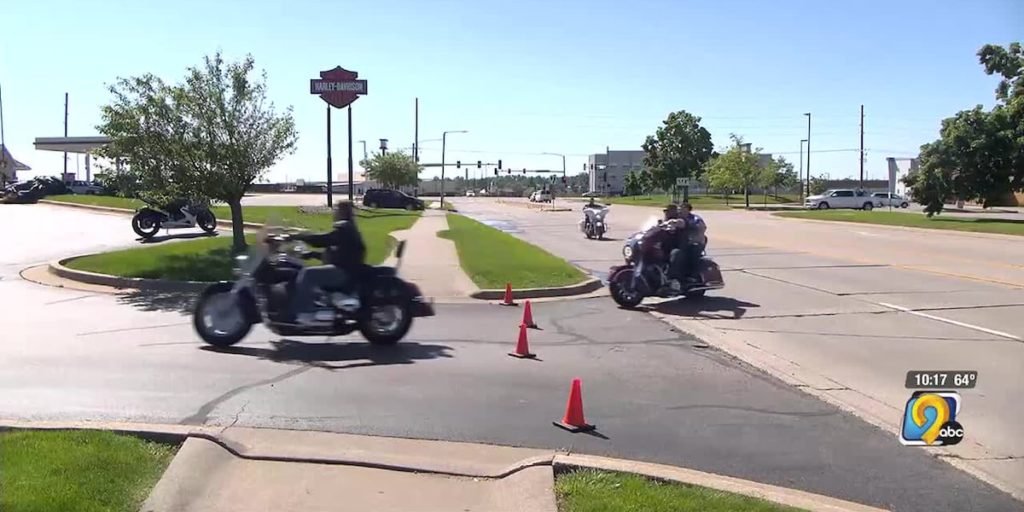 ‘Our passion is vets helping vets’: Motorcycle group raises money for mission - KCRG