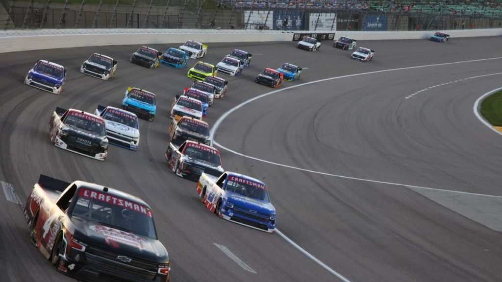 NASCAR Cup, Truck Saturday schedule at Kansas Speedway - Yahoo Sports