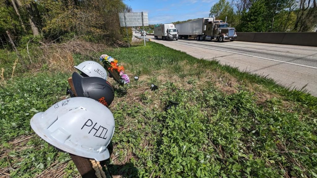 Driver fell asleep when truck fatally struck 3 construction workers on I-83: state police - Yahoo! Voices