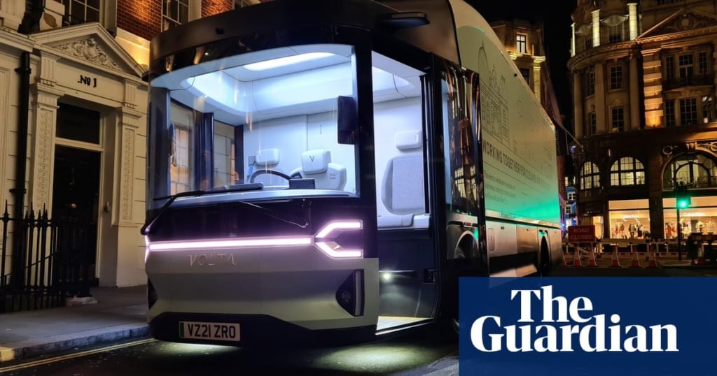 UK haulage industry calls for investment in electric truck infrastructure - The Guardian