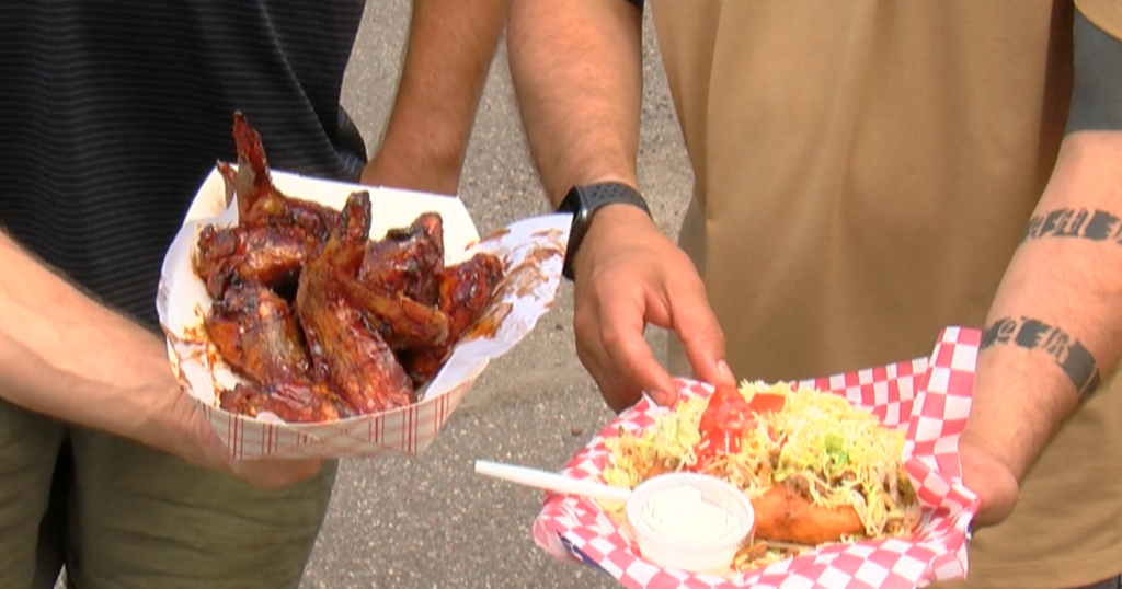 People feast at first ever 'Food Truck Park' event - WQOW TV News 18