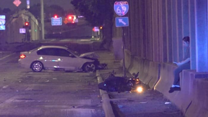 1 dead in motorcycle crash on SW Freeway at Bissonnet and S Gessner - KPRC Click2Houston