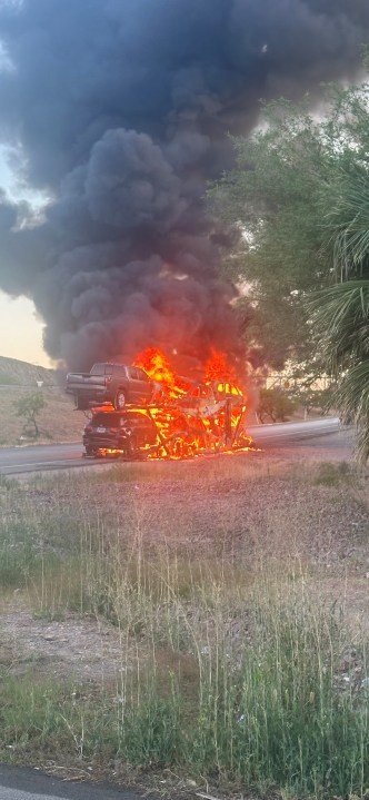4 rollover crashes in 3 hours, and large truck fire create traffic snarls around Las Vegas Valley - Yahoo! Voices