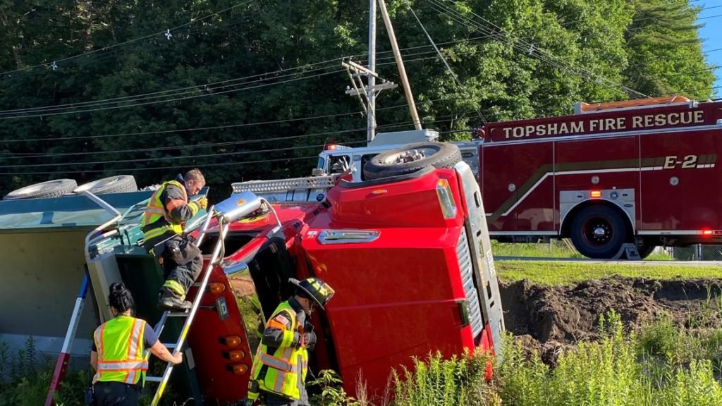 Dump truck and car collide on Route 196 in Topsham - NewsCenterMaine.com WCSH-WLBZ
