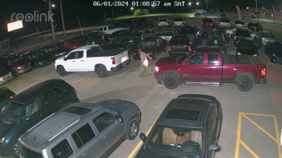 Deputies: Pickup truck stolen from Springfield dealership - Yahoo! Voices
