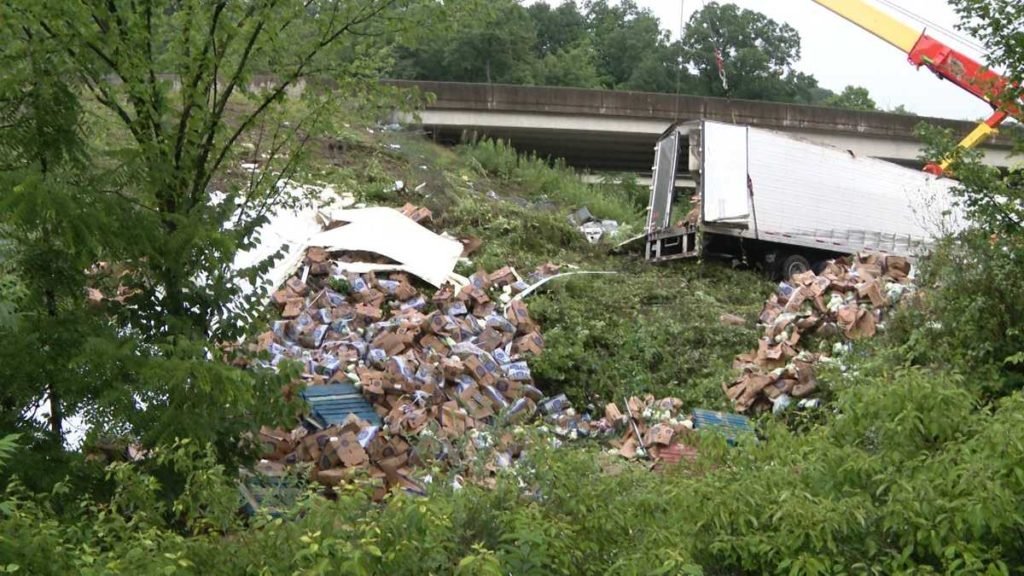 Semi-truck carrying vegetables tumbles off Parkway North - WTAE Pittsburgh