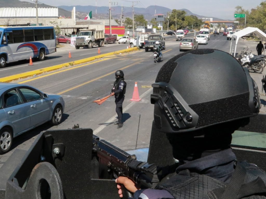 Drug gang turf war dumps dozens of bodies in Mexico truck - Al Jazeera English
