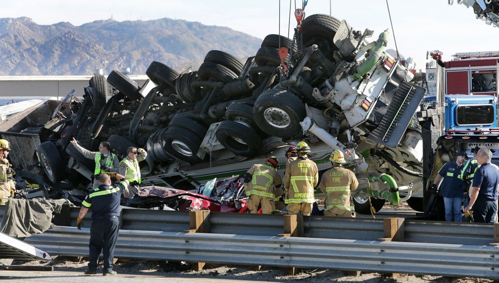 Report: 15, 10 and 5 freeways are deadliest in state, as traffic deaths rise - LA Daily News